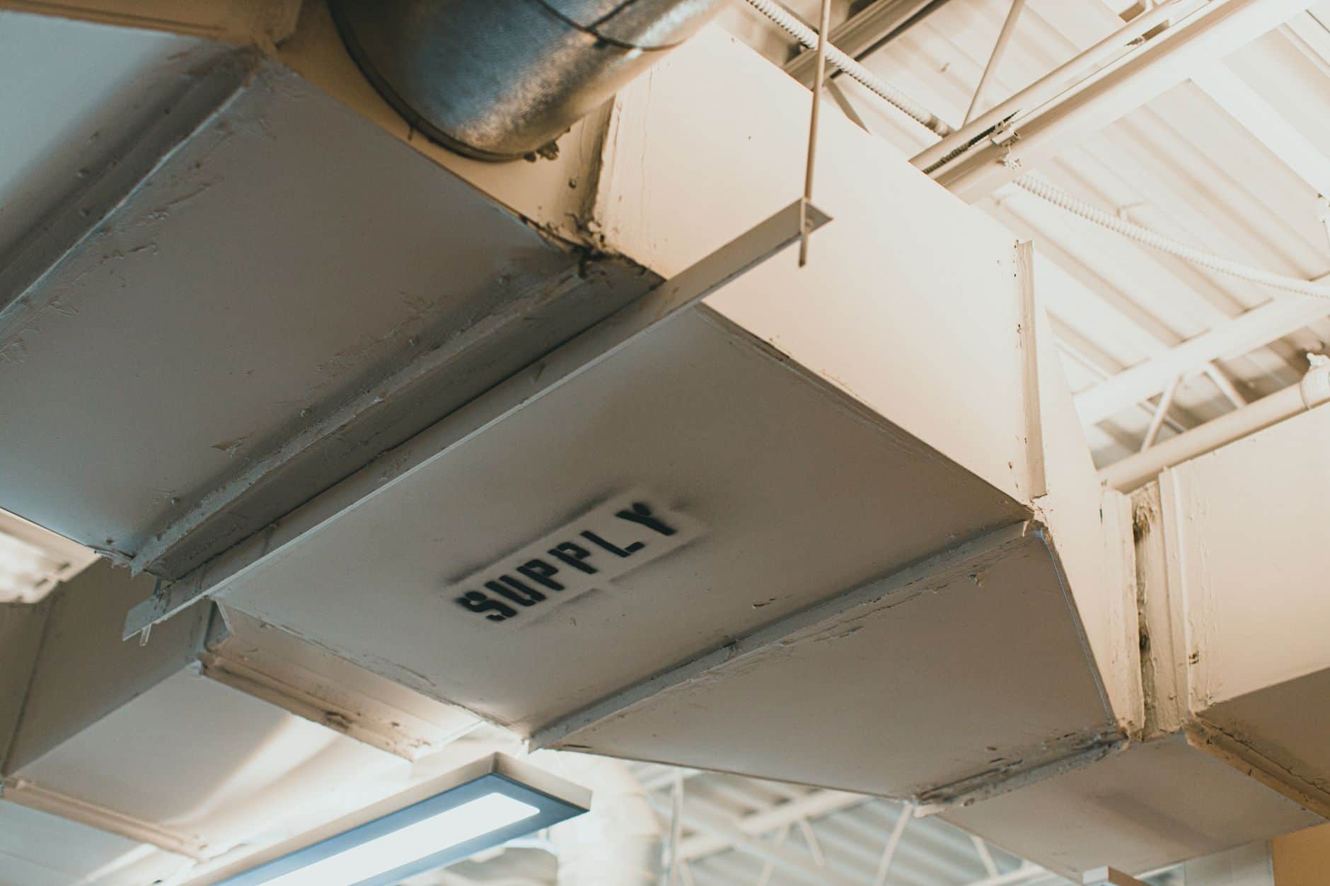 Central Ducted AC vs Split Units: What's Right for a Koh Samui Villa?